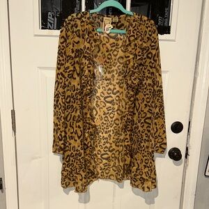 Vintage Chic Leopard Print Scarf